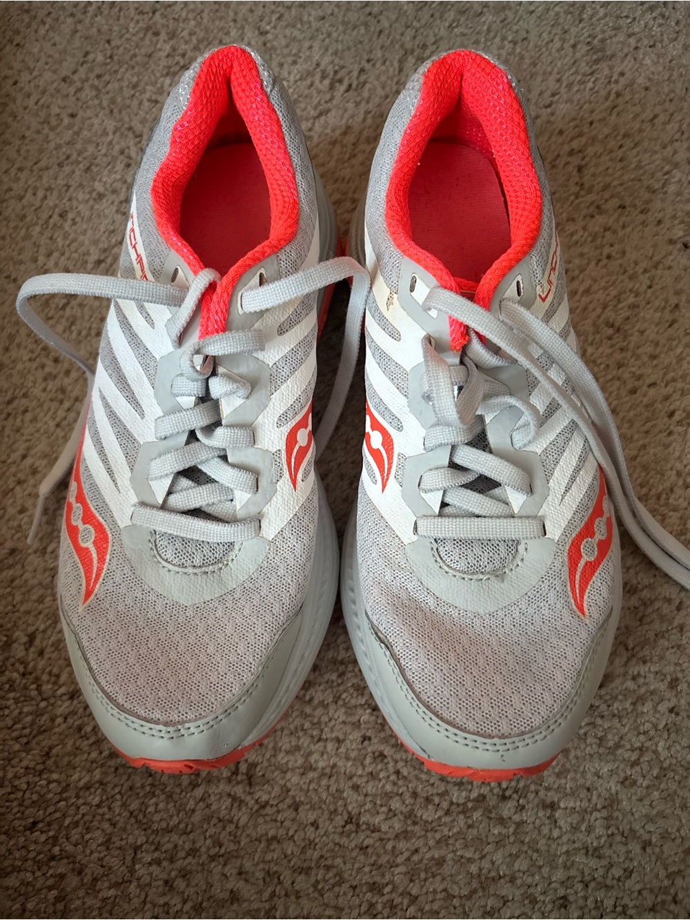 Saucony Women's Light Gray with Coral Accent Running Sneakers
